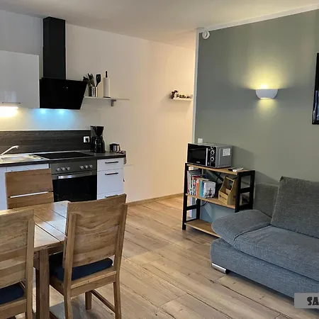 Lägenhet Iflands Hof